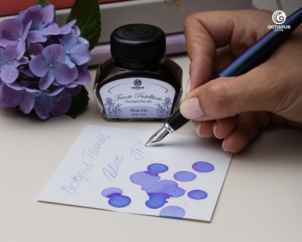 Encre pour stylo plume Octopus Fluids Pastell Blue Iris Violett 30 ml avec convertisseur