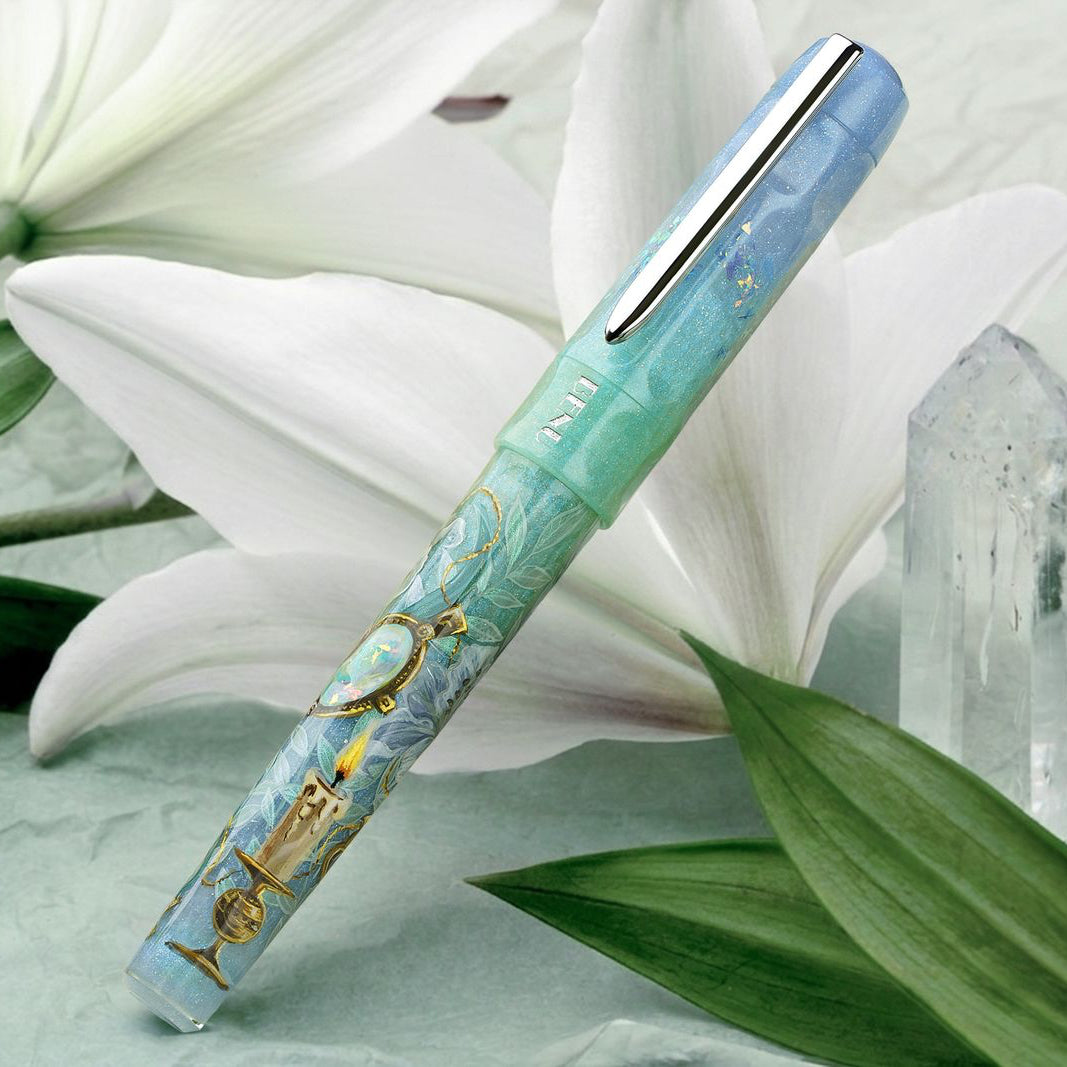 Penna stilografica BENU Talisman, White Lily, dipinta a mano