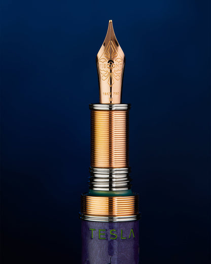 Penna stilografica Visconti Tesla, oro 18k, edizione limitata