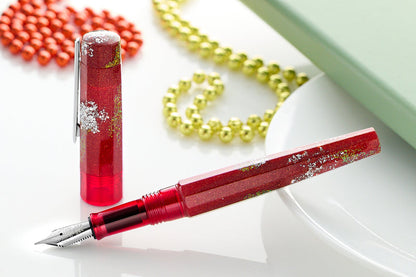 Stilografica BENU Euphoria gunmetal, Bloody Mary