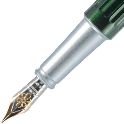 Stylo plume Diplomat Aero en or 14 carats, coloris Evergreen