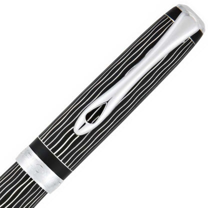 Diplomat, stylo-plume Excellence A Plus, guilloché vague, plume 14 carats, Lapis Noir