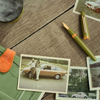 Stylo-plume Esterbrook Estie, Back to the land, vert + clip magnétique gratuit (porte-stylo et marque-page)