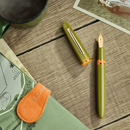 Stylo-plume Esterbrook Estie, Back to the land, vert + clip magnétique gratuit (porte-stylo et marque-page)