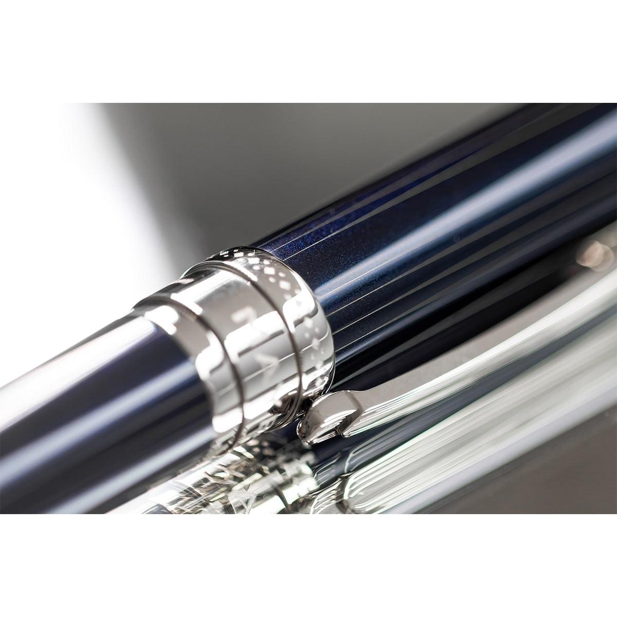 Stilografica Maybach The Peak I Lustrous - Platinum, 18Kt, lacca blu nautico