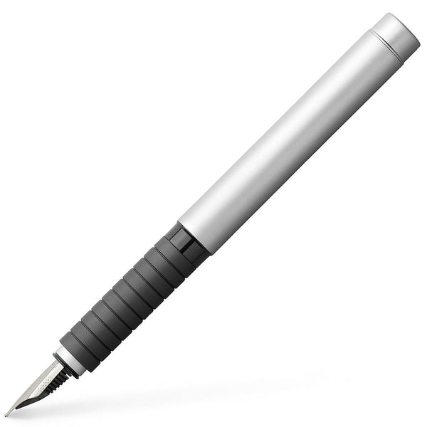 Faber-Castell, stylo plume Essentio, métal mat, argent