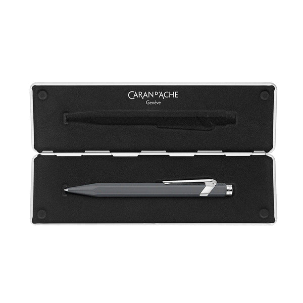 Caran d'Ache, Roller 846, grigio
