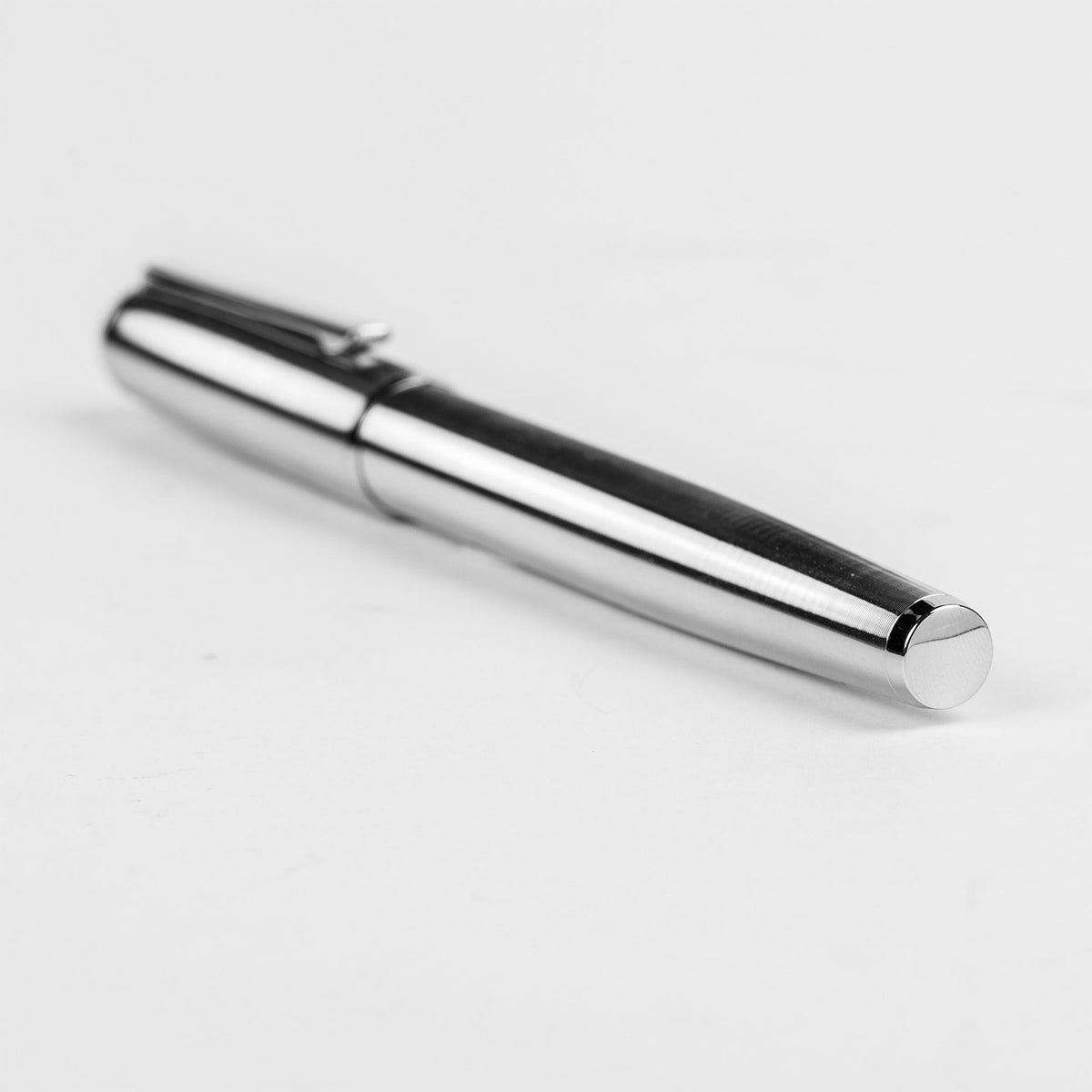 HUGO BOSS Füller Label chrom-6