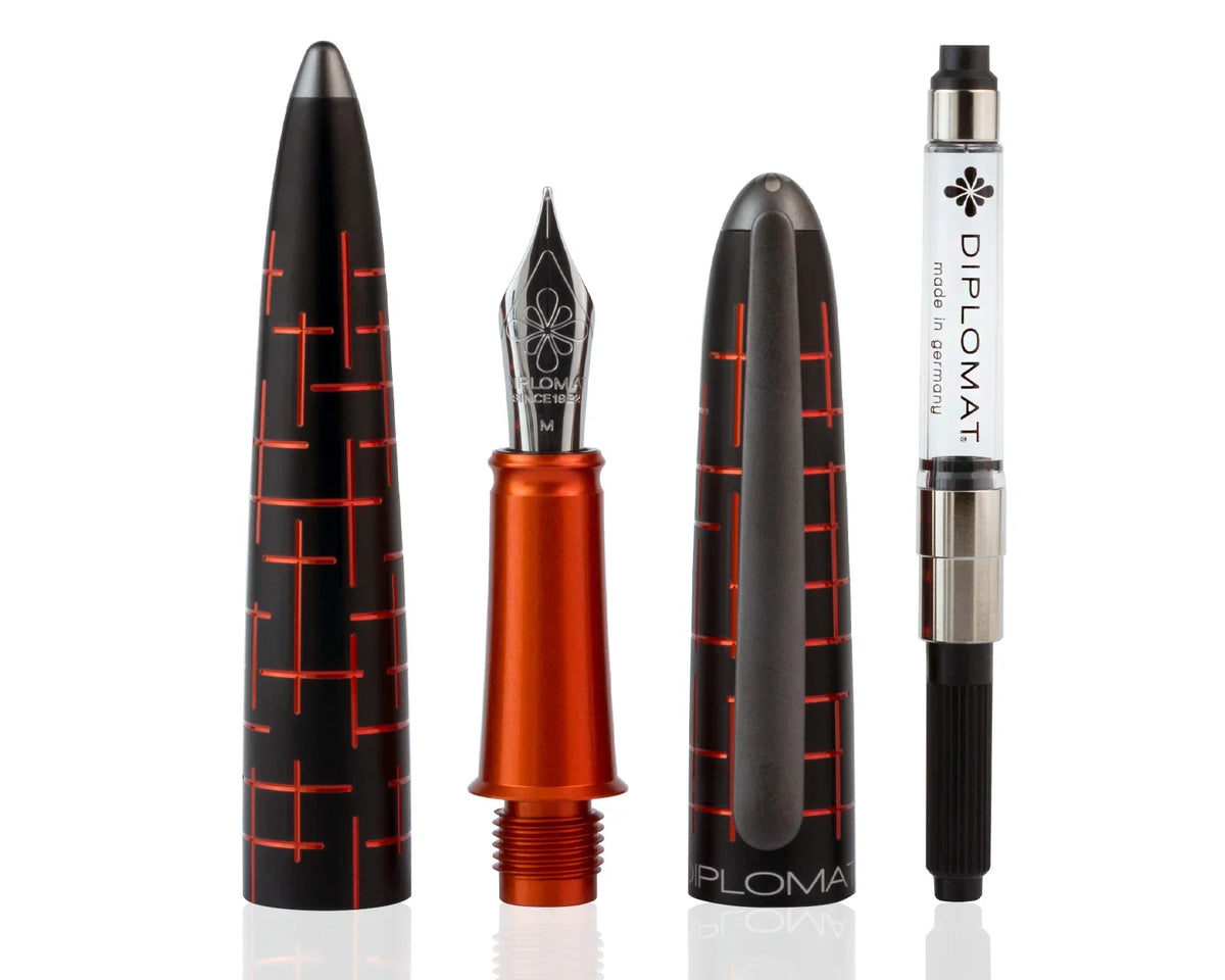 Diplomat, stylo-plume Elox Matrix noir orange