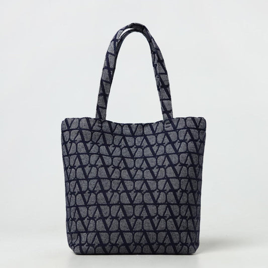 Valentino Garavani, borsa, blu jeans